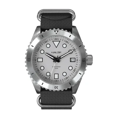Lum-Tec Solar Marine 9