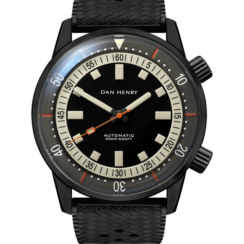 Dan Henry 1970 Black 44mm No Date