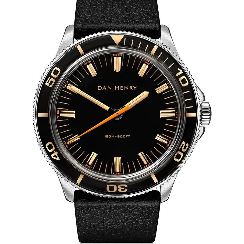 Dan Henry 1975 Gilt / Quartz / Regular 39mm No Date