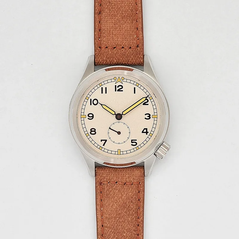 Vario Vario 1945 D12 Sand Beige Field Watch