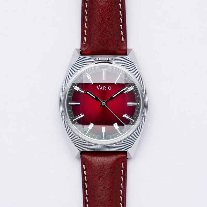 Vario Vario Futurist Watch Sunburst Red Fume Watch