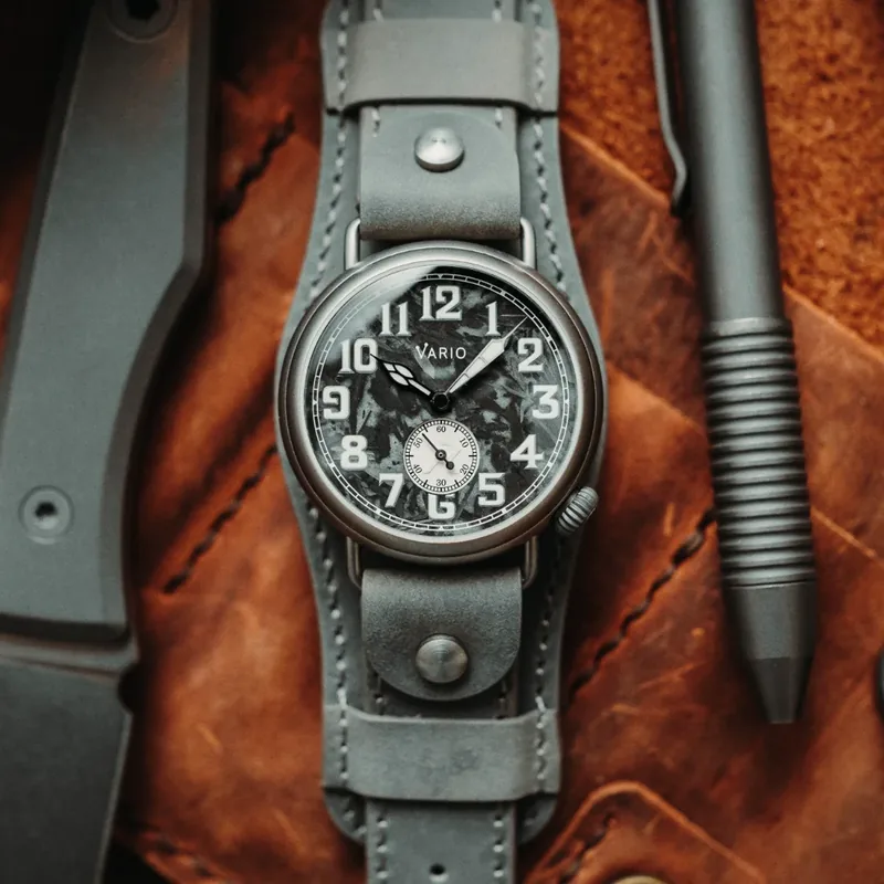 Vario VARIO x RZE UltraHex™ Titanium Trench Lumed Carbon Fibre Watch