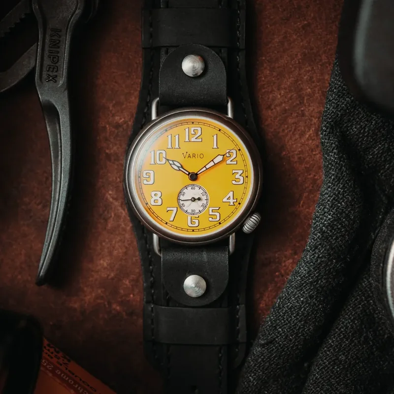 Vario VARIO x RZE UltraHex™ Titanium Trench Medallion Yellow Watch