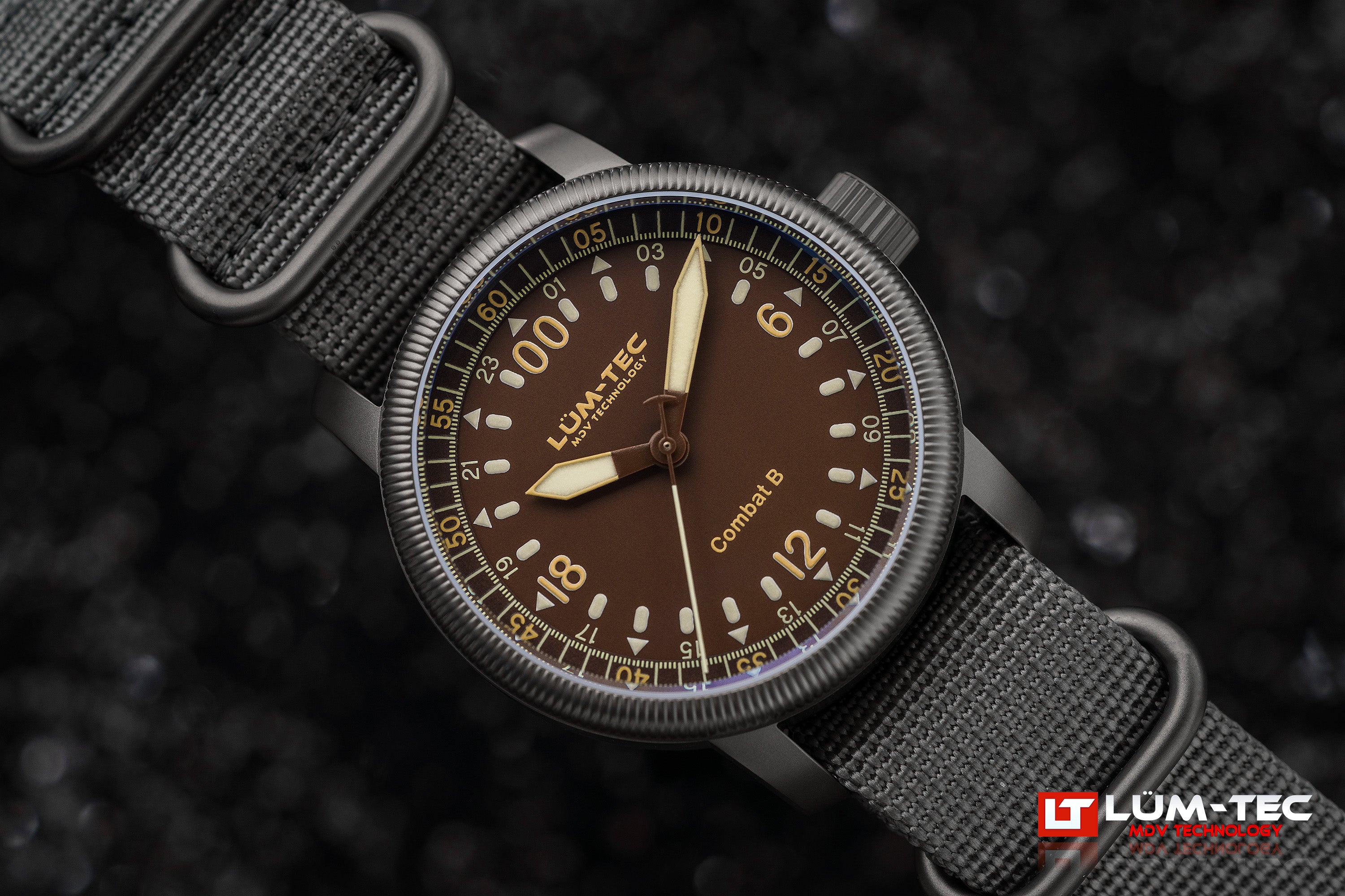 Lum-Tec Combat B60 24HR Automatic image 1 of 1