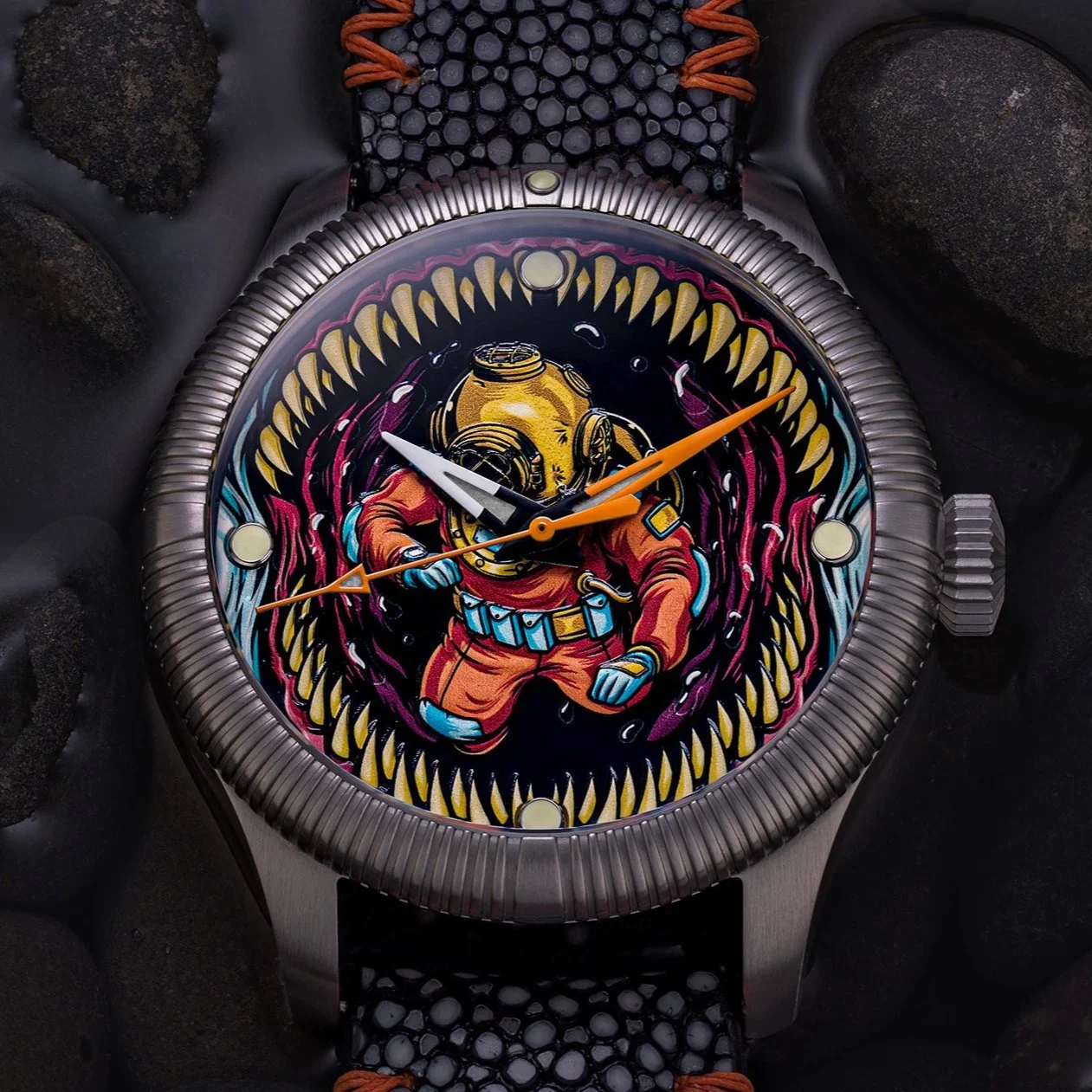 Ocean Crawler Ceramic-Enamel Dial - The Last Dive image 2 of 5
