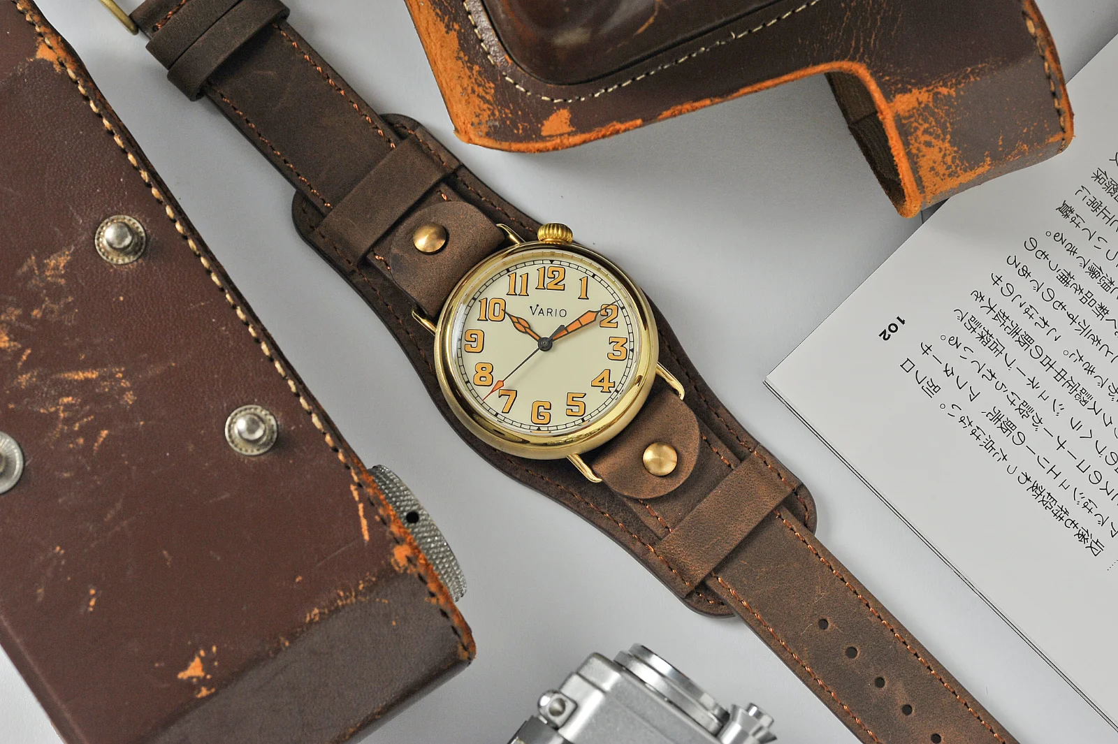 Vario Vario 1918 Pilot Brass Cream Dial with Orange Lume Watch image 2 of 5
