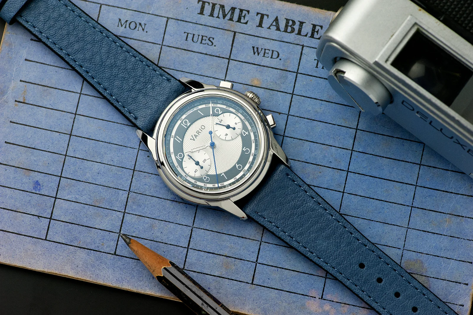 Vario Vario Empire Grey Tuxedo Tachymètre MecaQuartz Chronograph Watch image 2 of 5