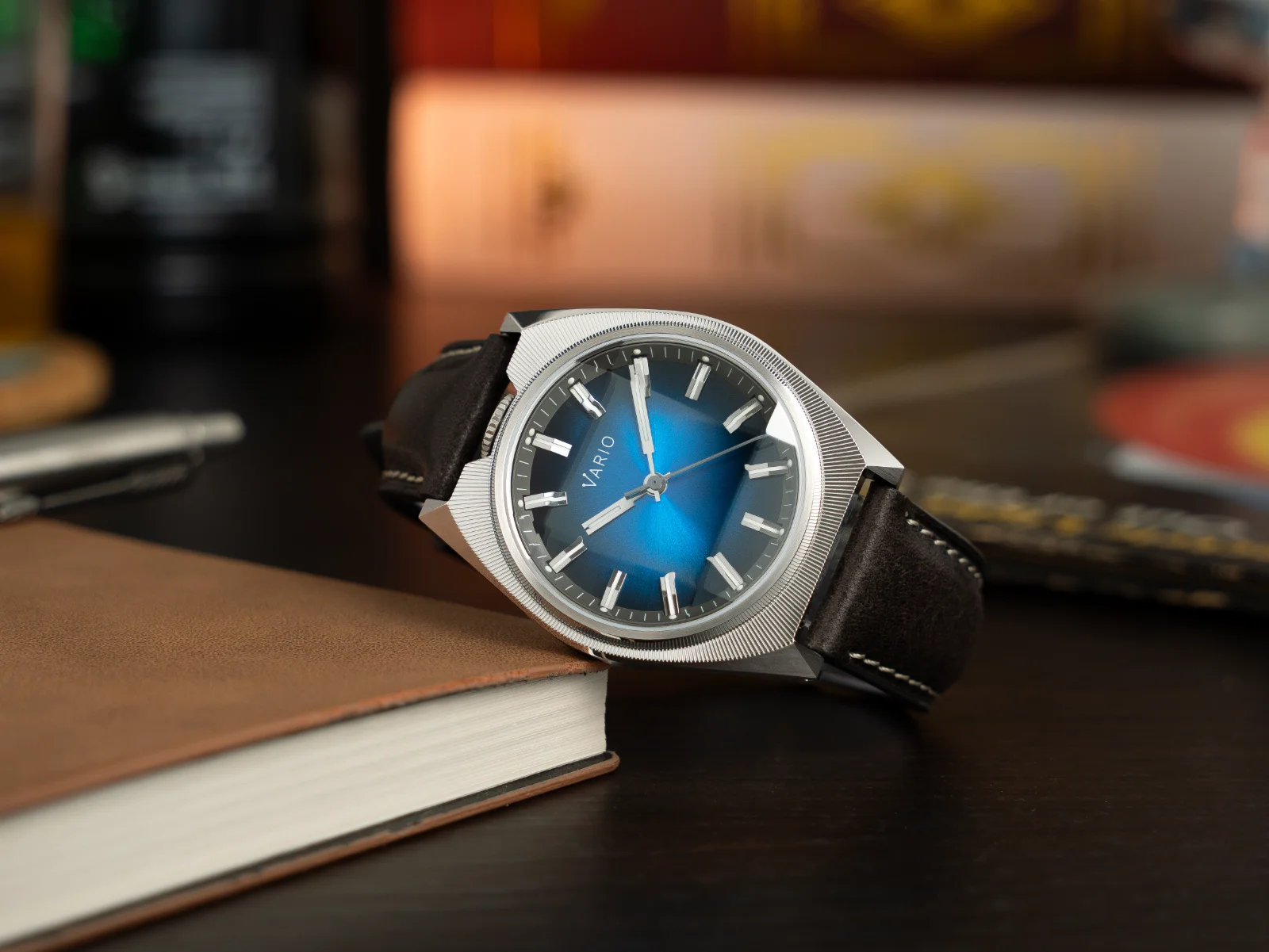 Vario Vario Futurist Watch Sunburst Blue Fume Watch image 2 of 5