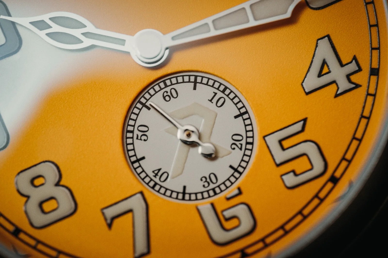 Vario VARIO x RZE UltraHex™ Titanium Trench Medallion Yellow Watch image 2 of 5
