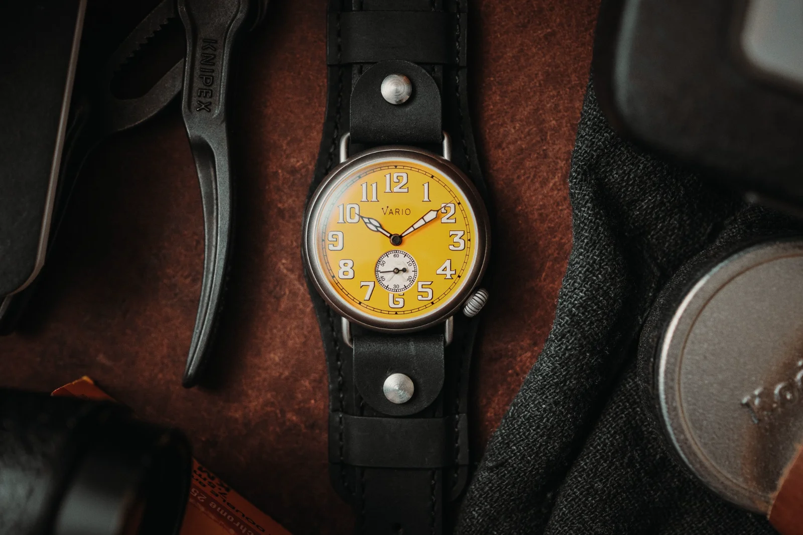 Vario VARIO x RZE UltraHex™ Titanium Trench Medallion Yellow Watch image 1 of 5